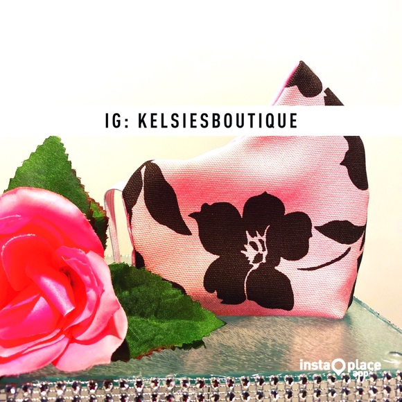 FaceMask - Picture 5 of 13